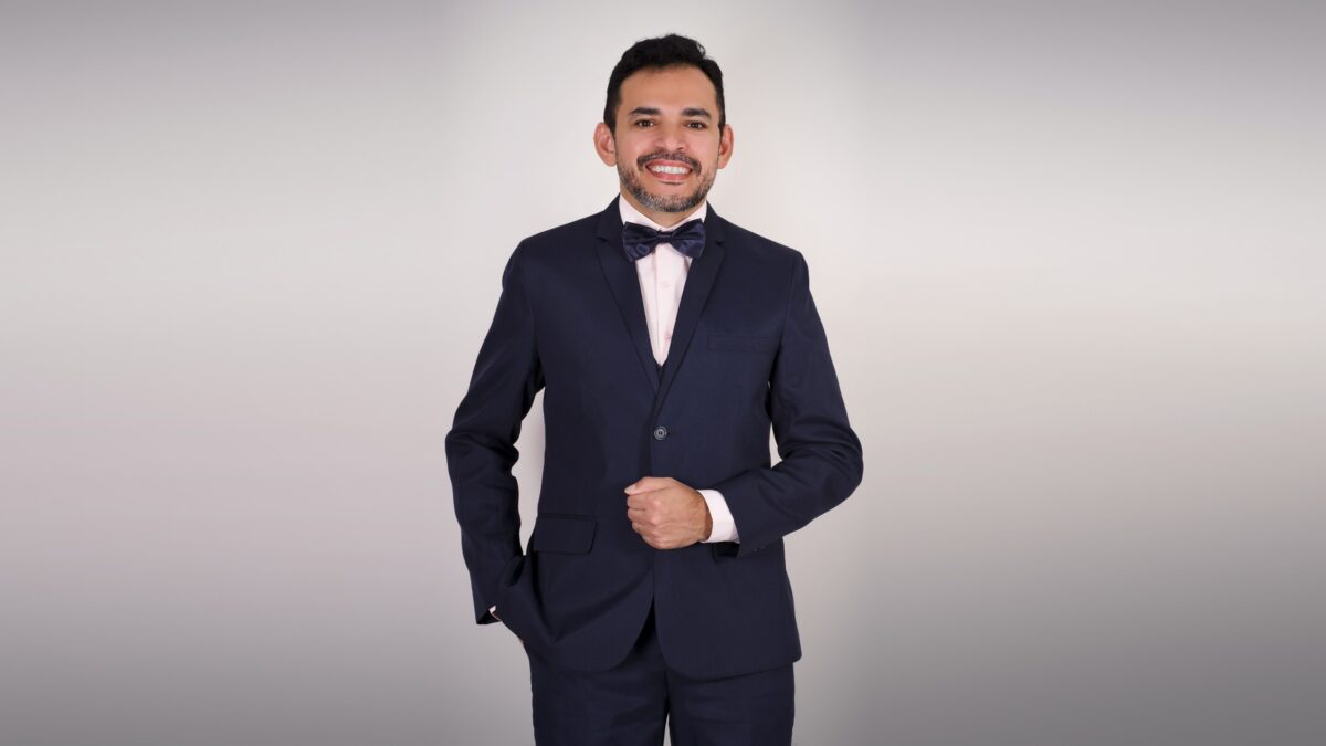 Apresentação de Raimundo Renato da Silva Neto